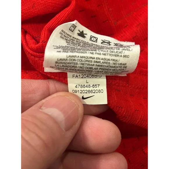 Nike New England Patriots Tom Brady #12 Red Throwback NFL Jersey Women's Large - Picture 9 of 9